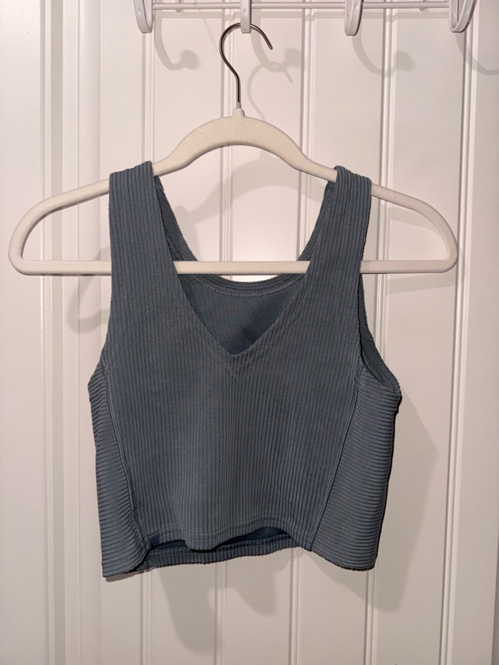 Ribbed V-Neck Sleeveless Crop Top - Slate Blue
